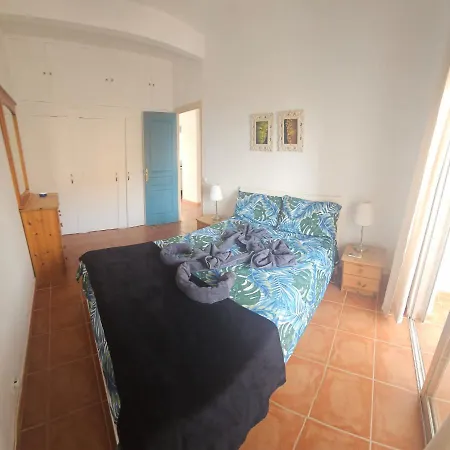 Serenity Vistas With Sea Views And Pool